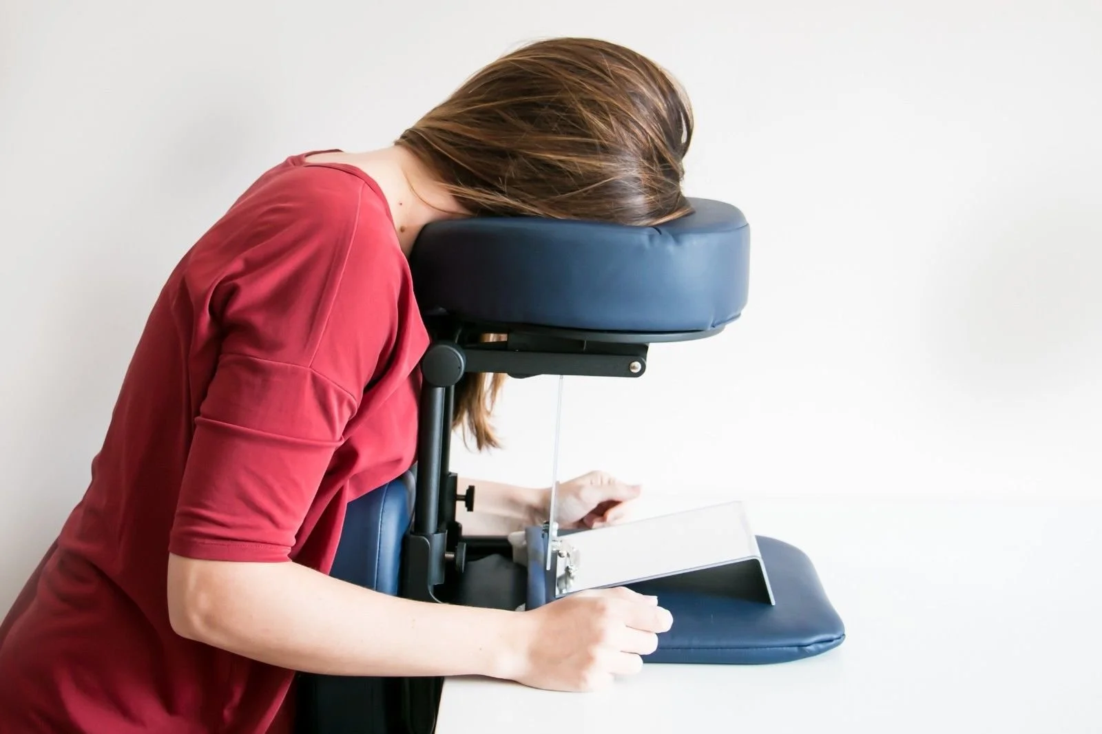 Portable seated support available with the Essential Package